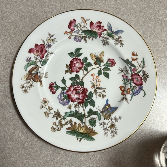 VTG fine Bone China cottage  Rose Bell with matching plate holder . - Picture 5 of 6